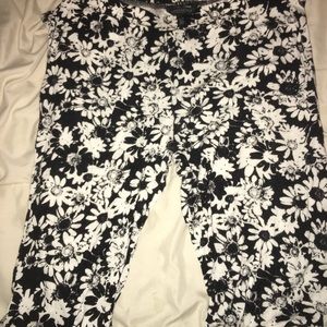 AEROPOSTALE printed bell bottom pants size M